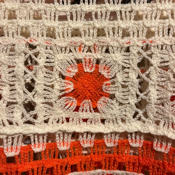 POL Crochet Knit Sweater in Cream and Orange OSFM - Picture 6 of 8